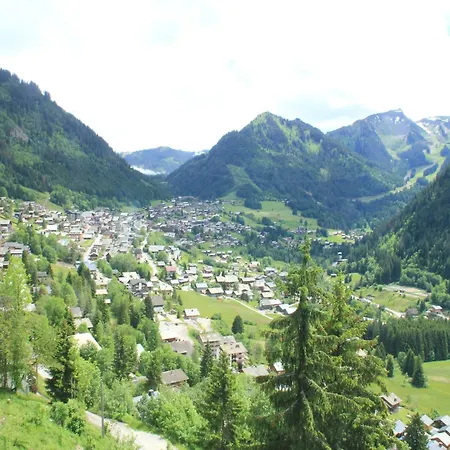 In Vonnes With Stunning Mountain Views