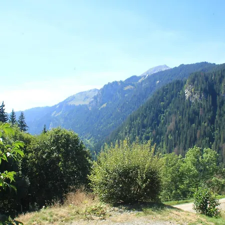 In Vonnes With Stunning Mountain Views